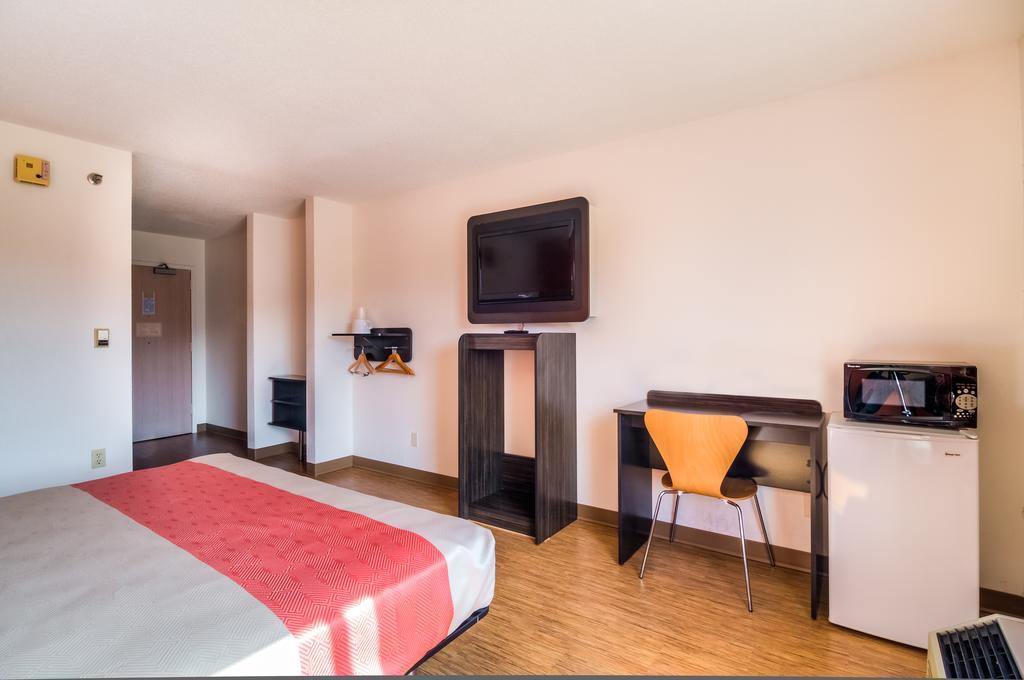 Motel 6 노멀 외부 사진