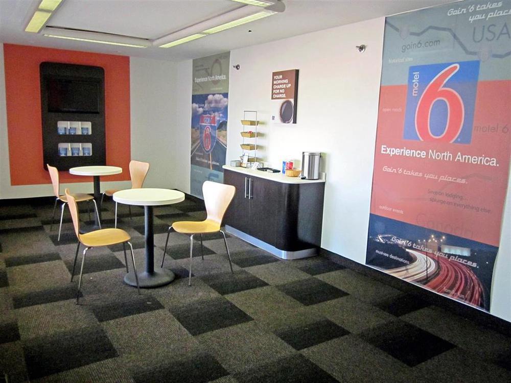 Motel 6 노멀 내부 사진